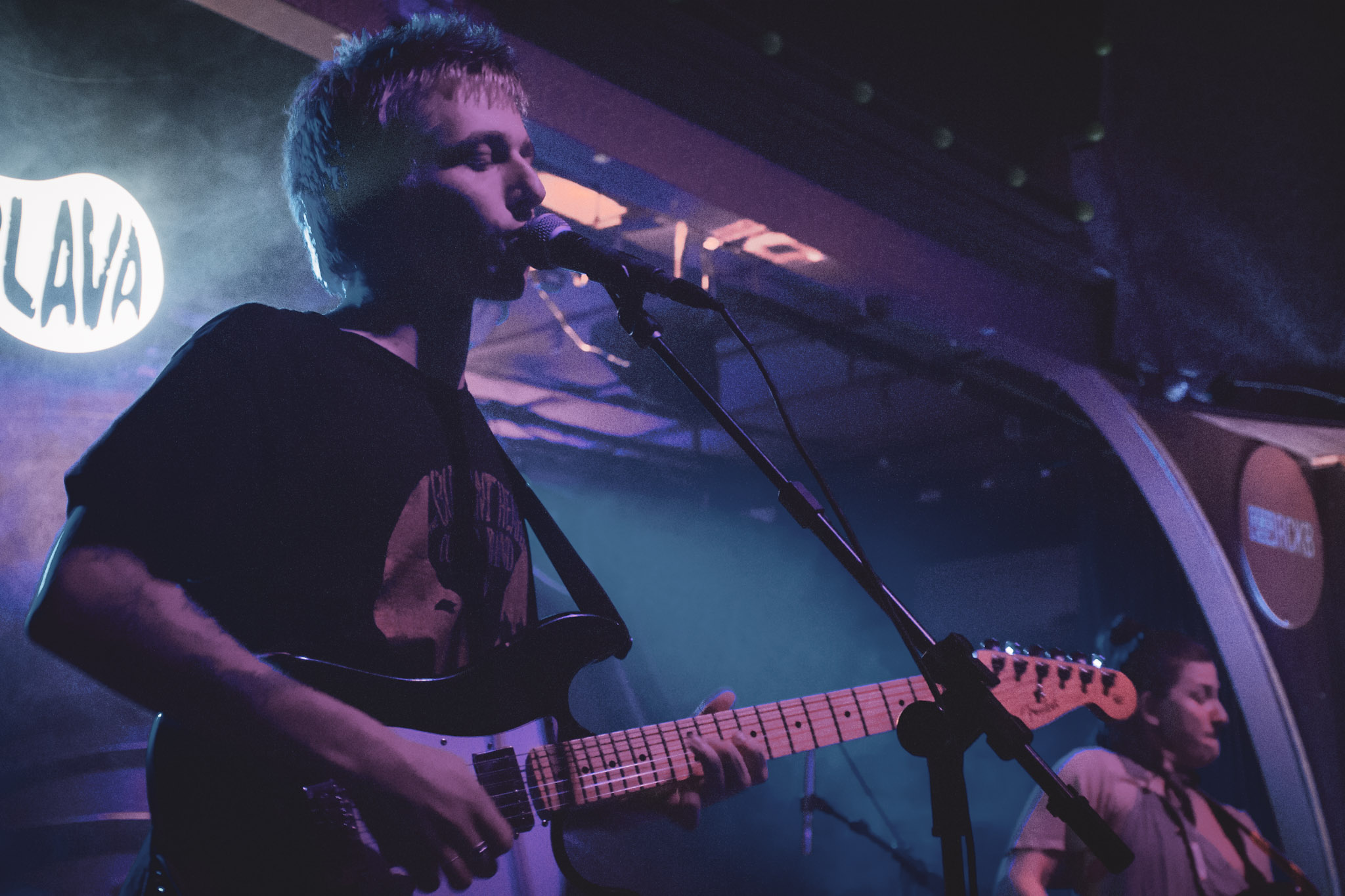 Após a apresentação icônica no Balaclava Fest, a Thus Love marcou presença no último sideshow