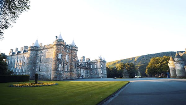 JOHN KNOX: SHOWDOWN AT HOLYROOD