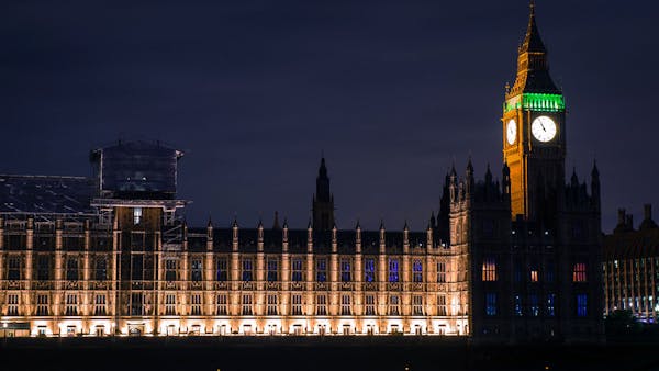 GUY FAWKES AND THE GUNPOWDER PLOT