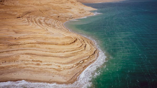 David and Saul: The Pursuit to En Gedi