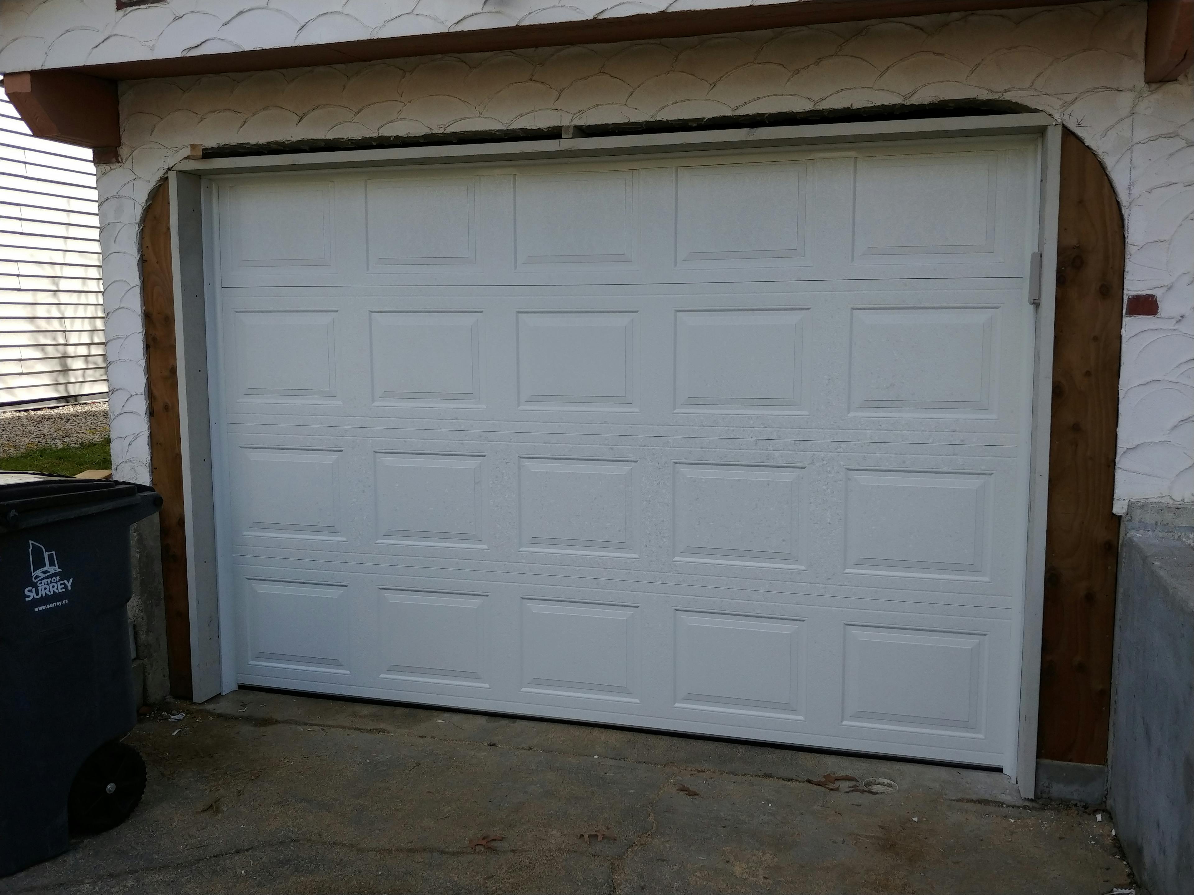A new insulated Northwest Garage Door in the Surrey Guildford area