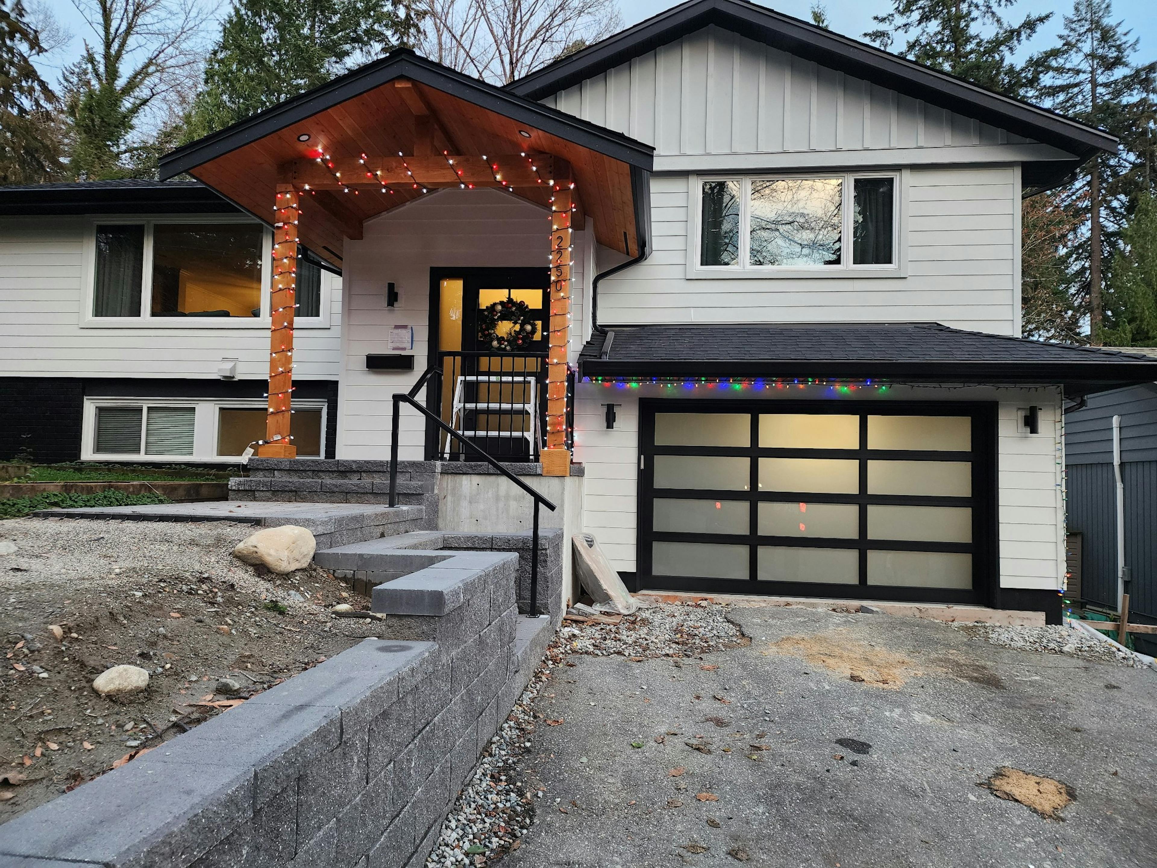 Hormann, Modern Classic, North Vancouver, Portfolio 94