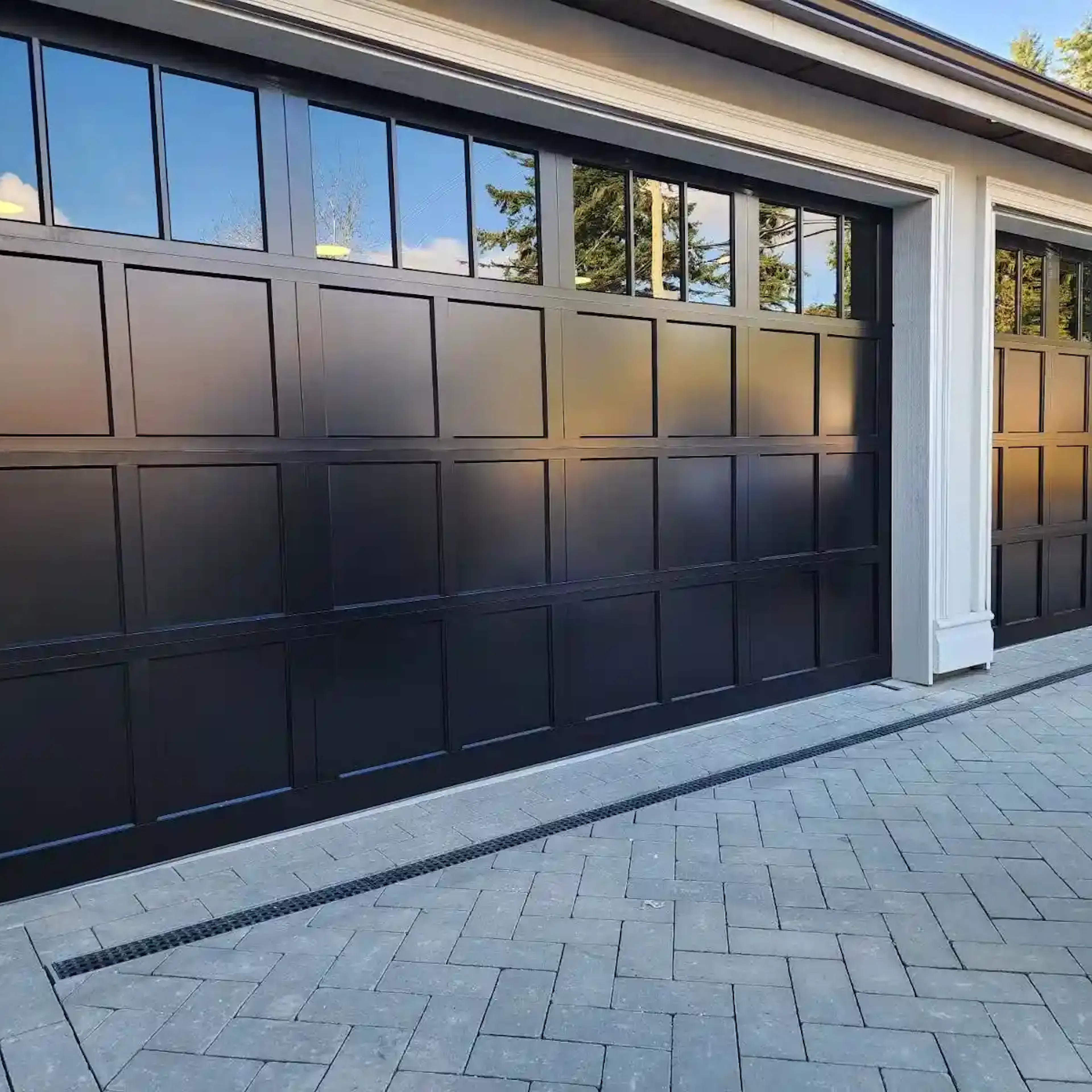 Garage Door Repair and Installation in Vancouver, BC