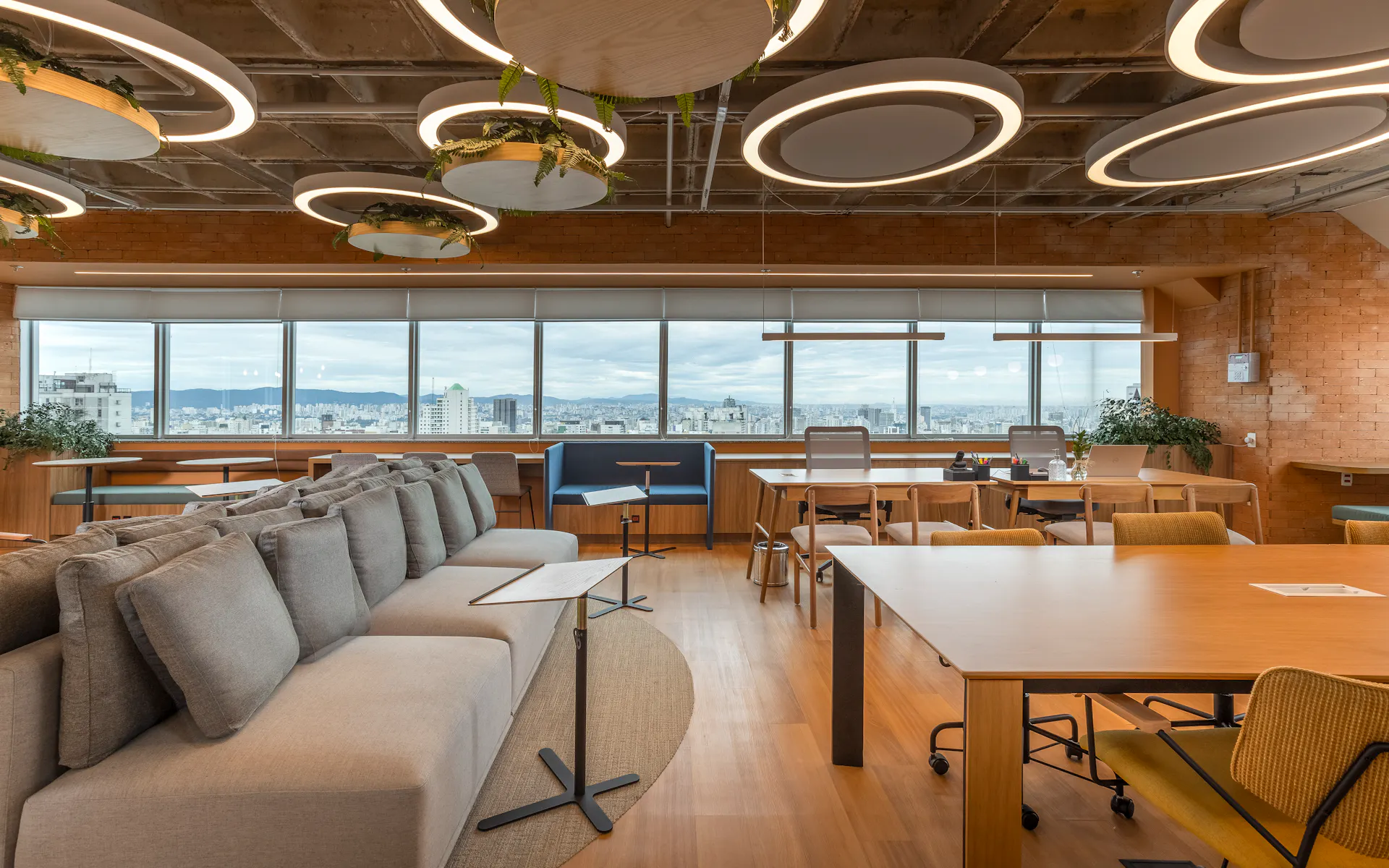 Foto do coworking da unidade Paulista