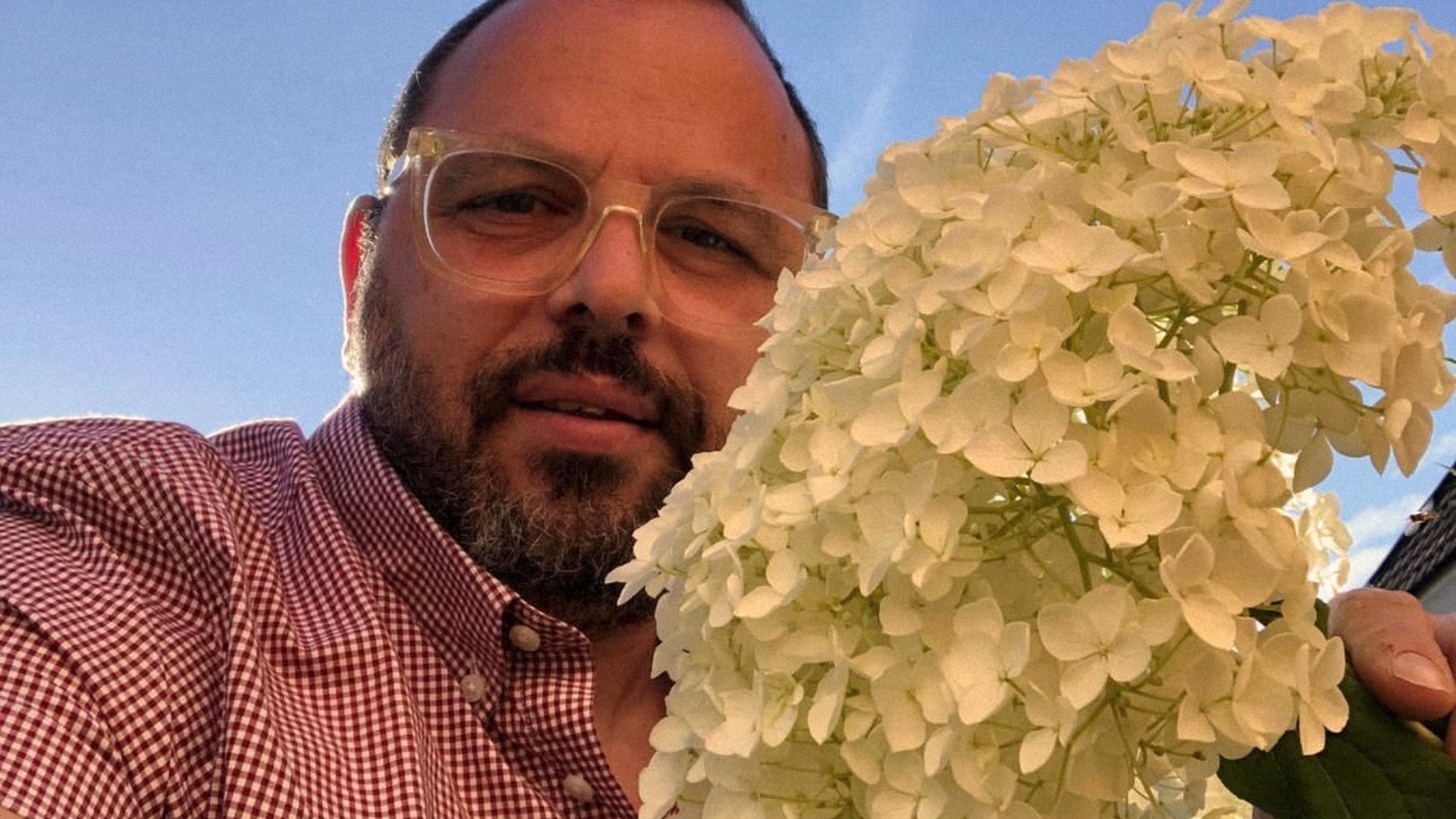 Glorious Garden Stories x Vas