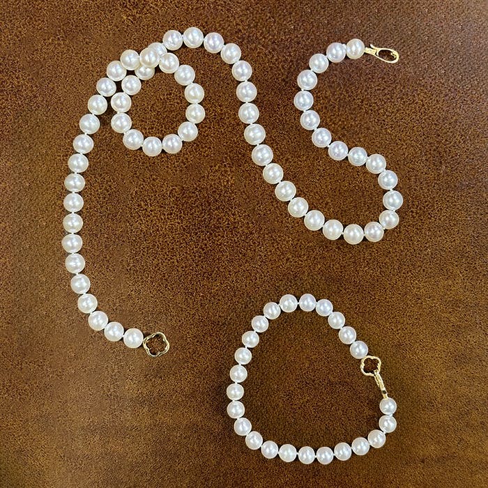 Collier et bracelet de perles d'eau douce