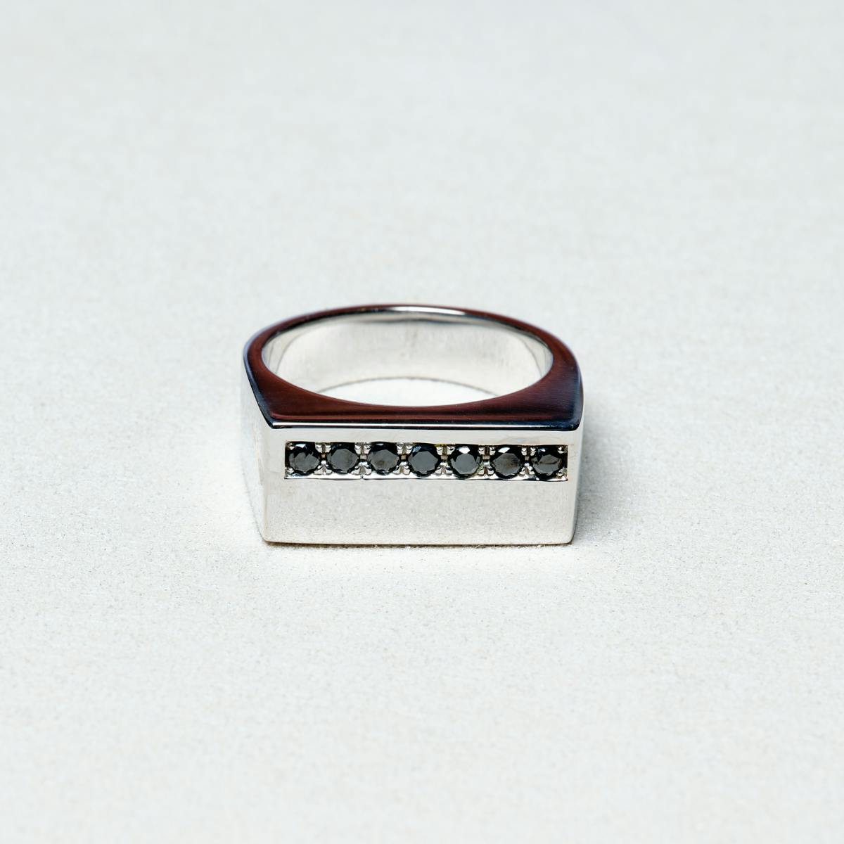 Chevalière | Whiskey diamants noirs