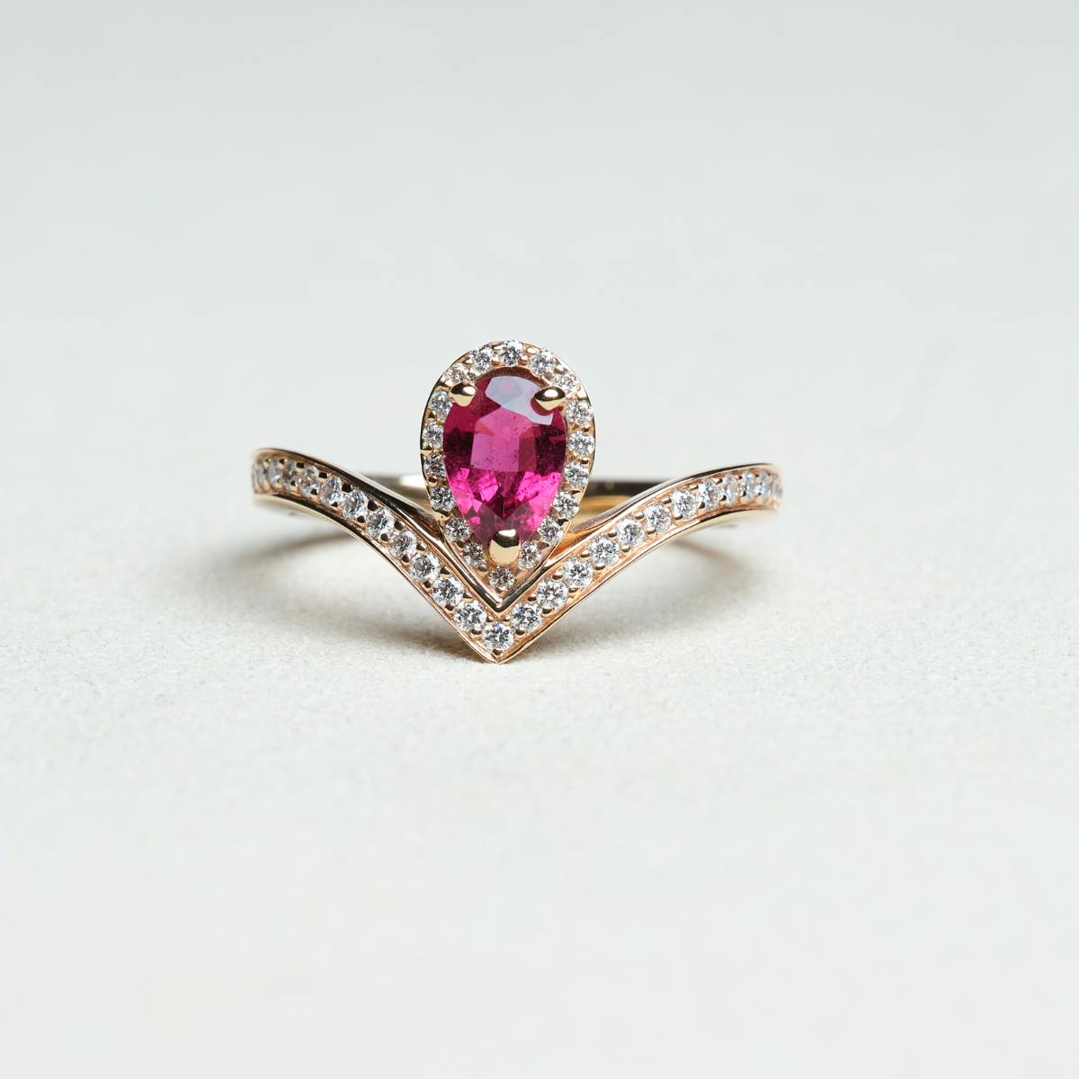 Joséphine | Bague saphir rouge