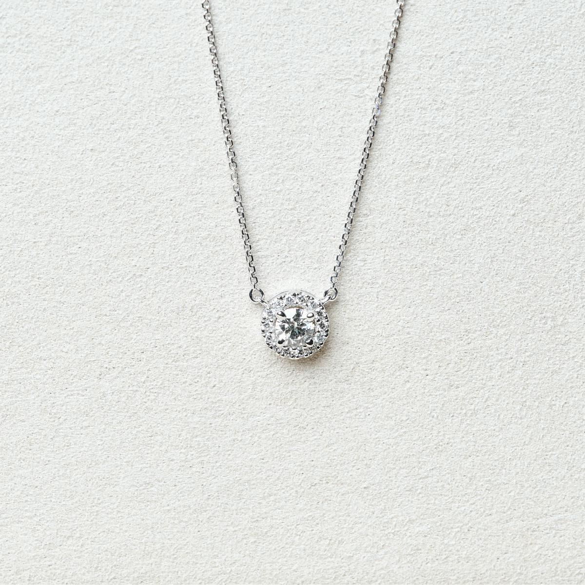 Petit soleil | Collier diamants et or blanc