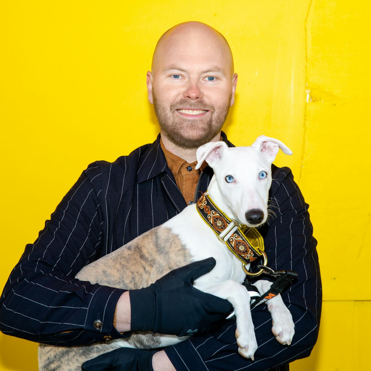 Elvar Friðriksson og hundurinn hans Svali