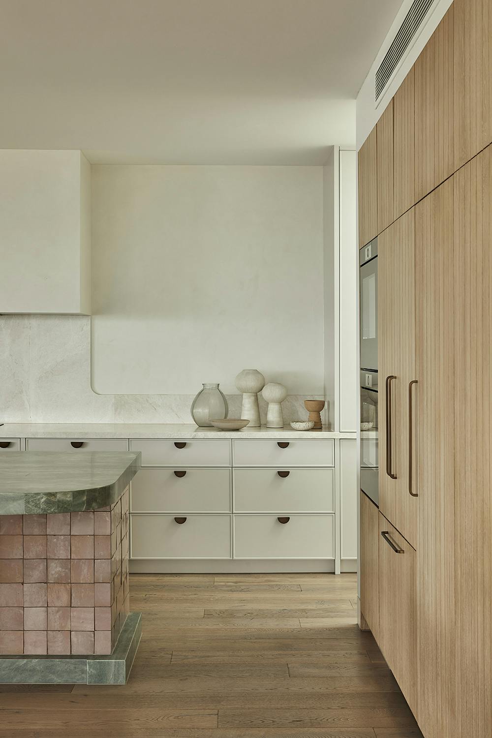 Lo and Co kitchen with luna half moon handles