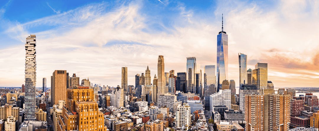 New York City skyline reflects the opportunity presented by the US green card lottery