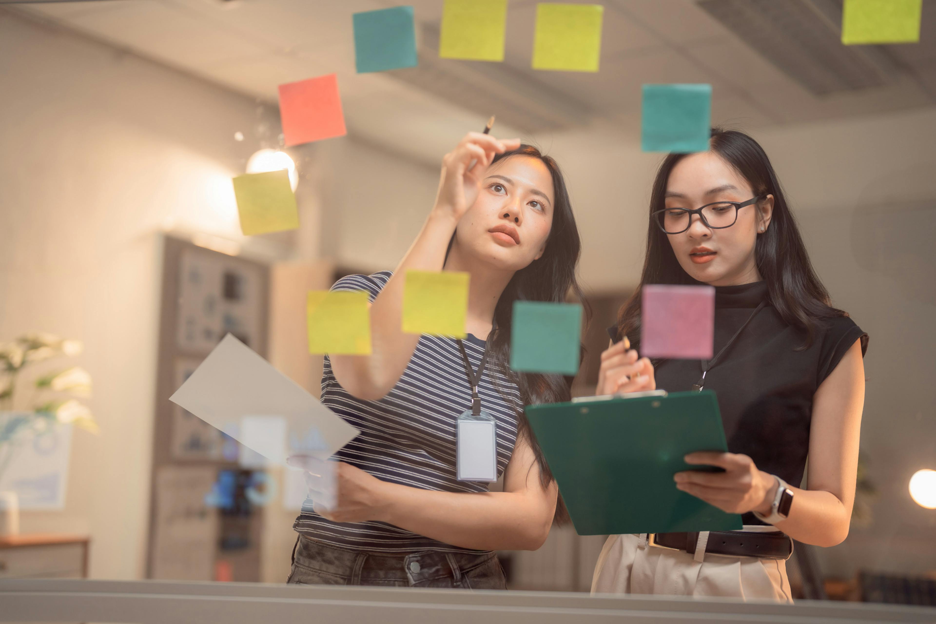 employees scheduling meetings