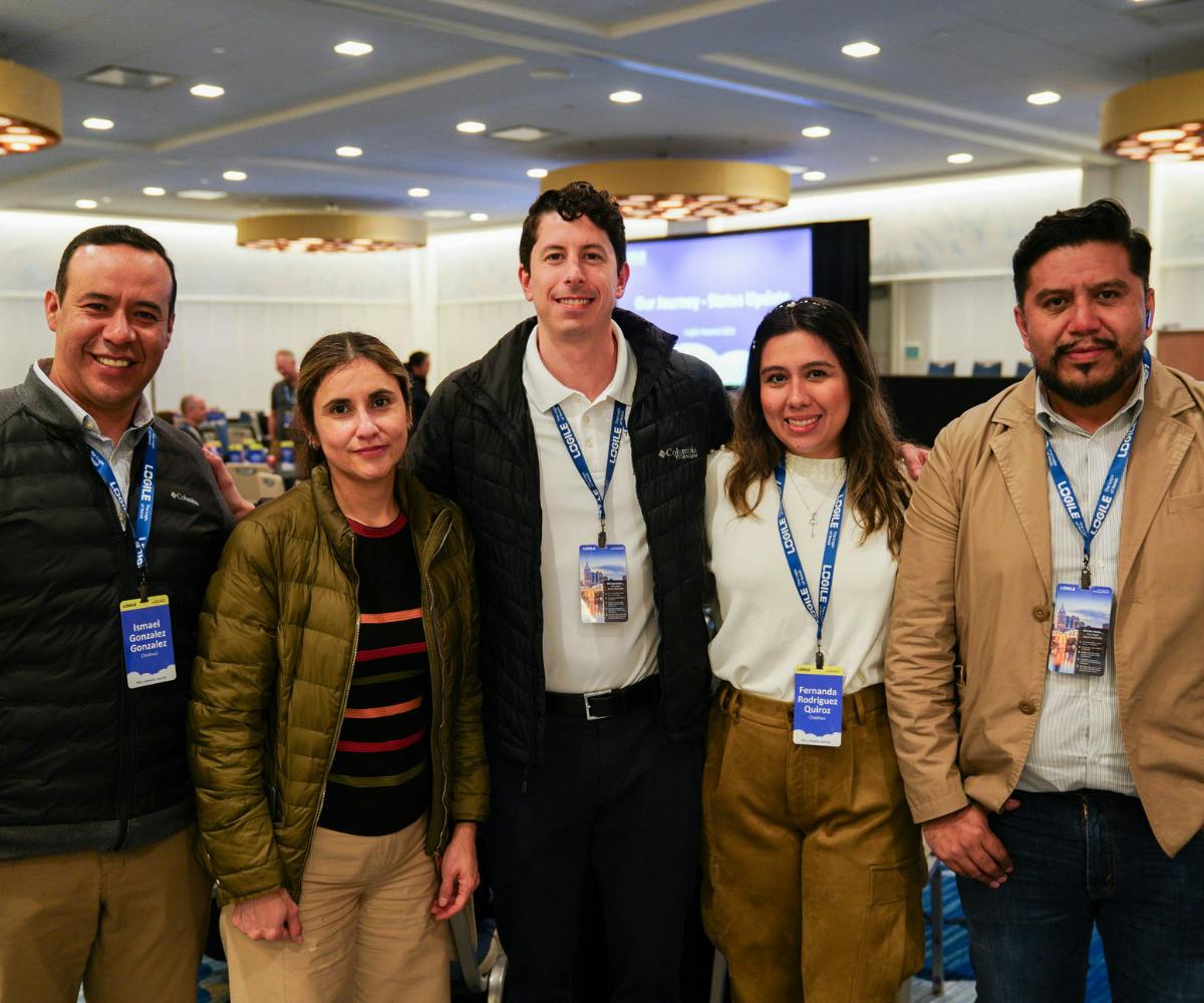 logile employees at a convention