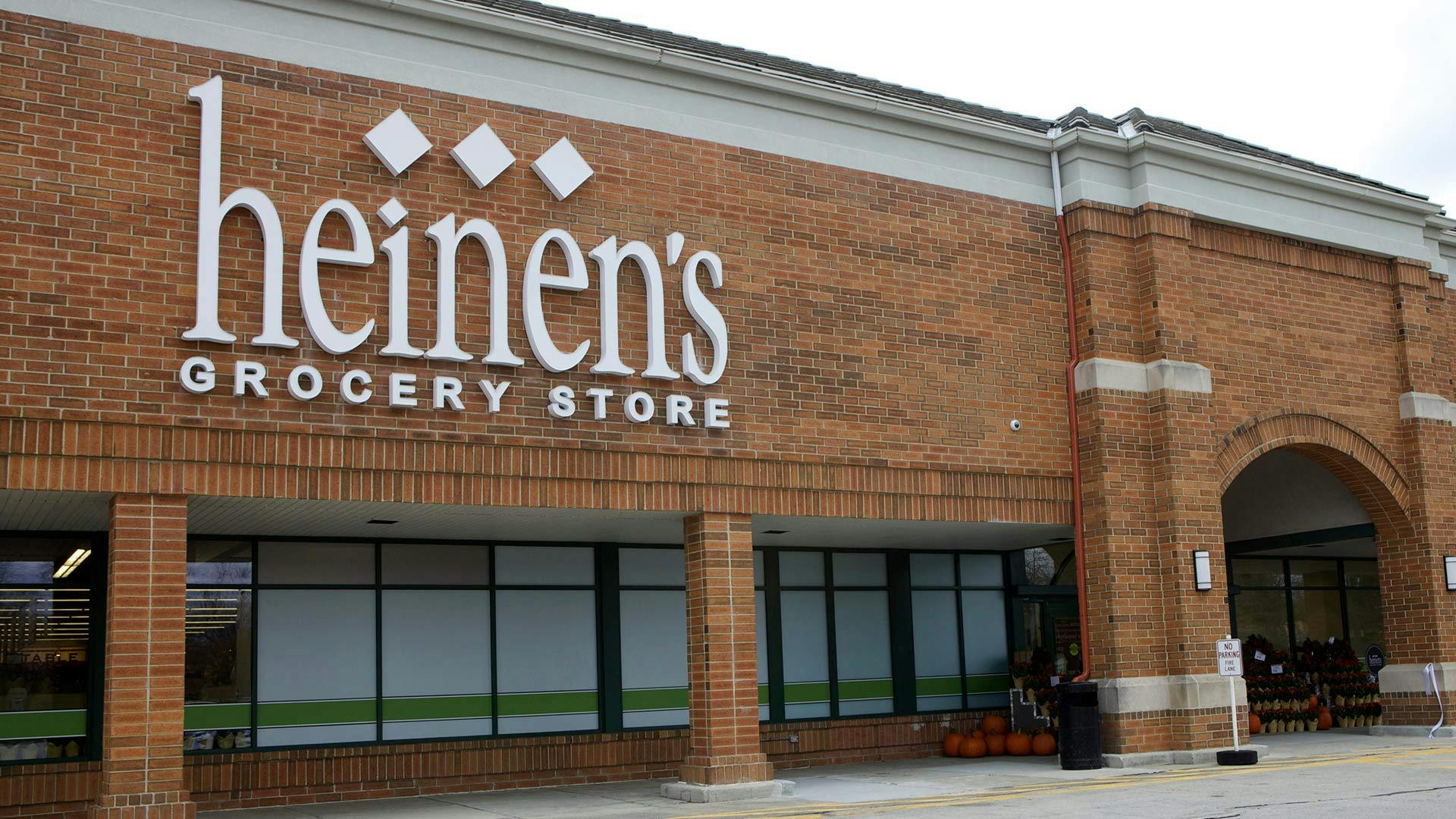 outside of heinens