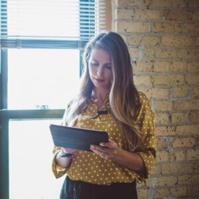 Manager on tablet