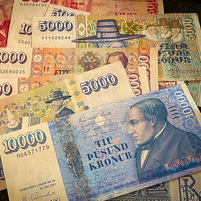 Íslenskir peningaseðlar