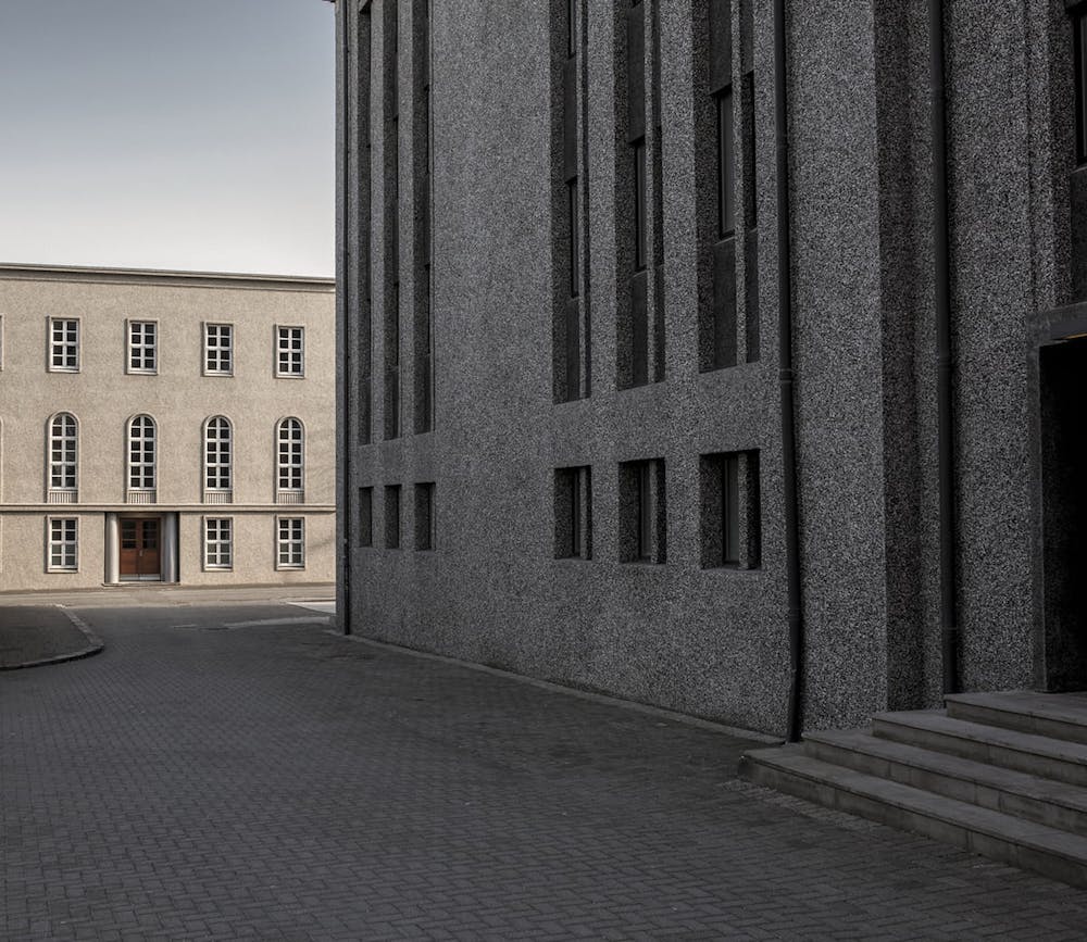 Photograph by Daníel Magnússon of houses