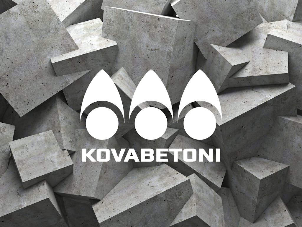 Kovabetoni's logo in front of a picture of a concrete wall