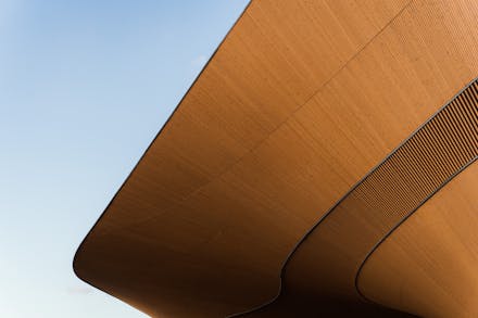 Follow the lines till the edge