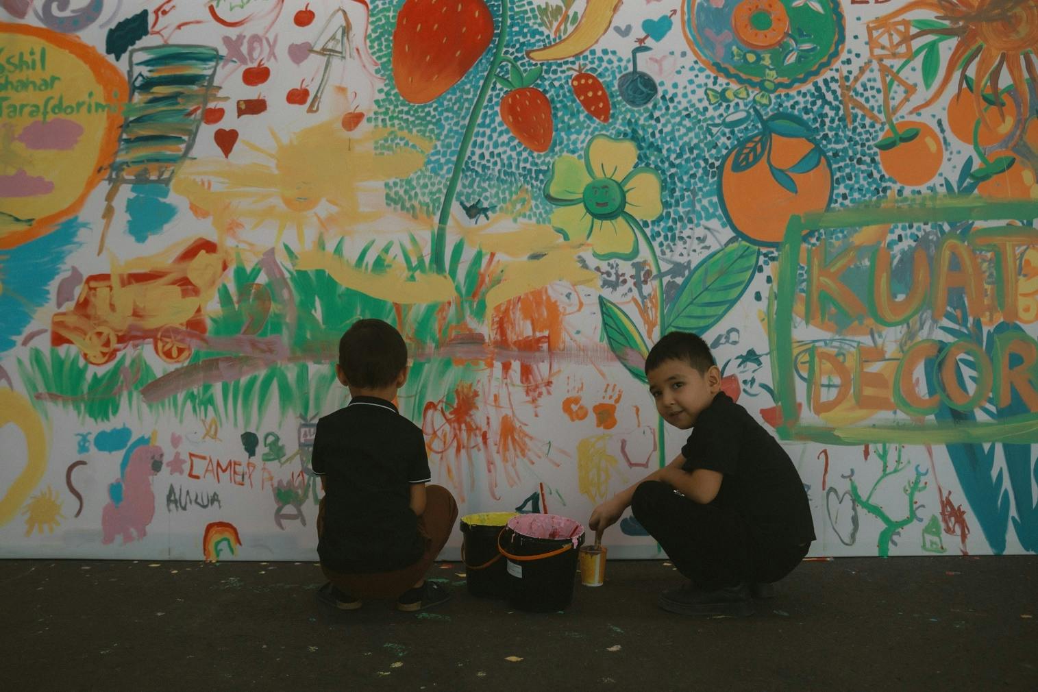 Children experimenting at the special Children’s Block curated by Darya Morozova