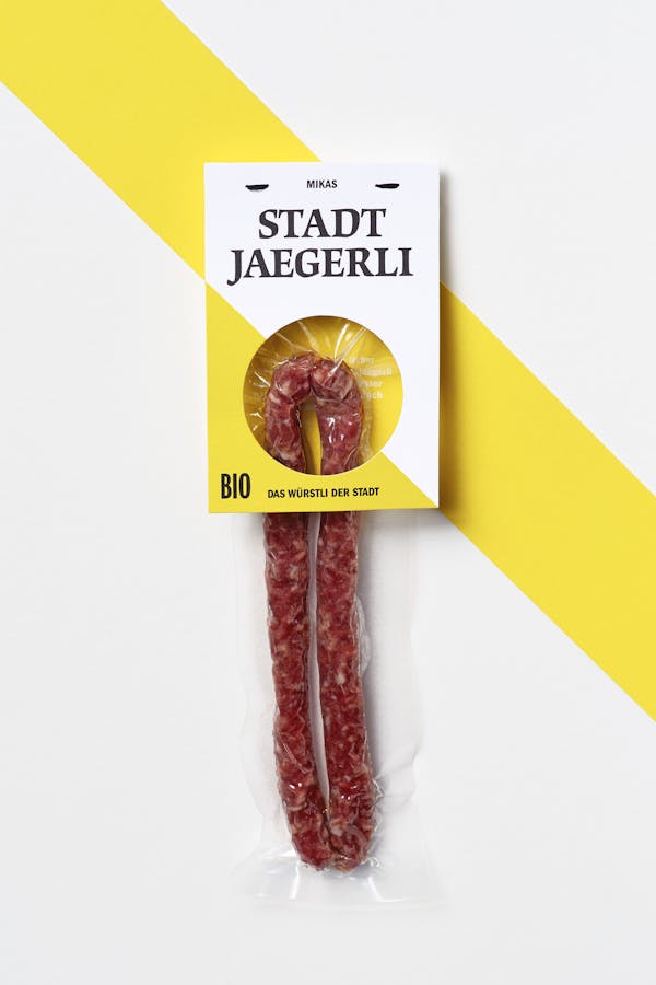 Product photo of a dried sausage