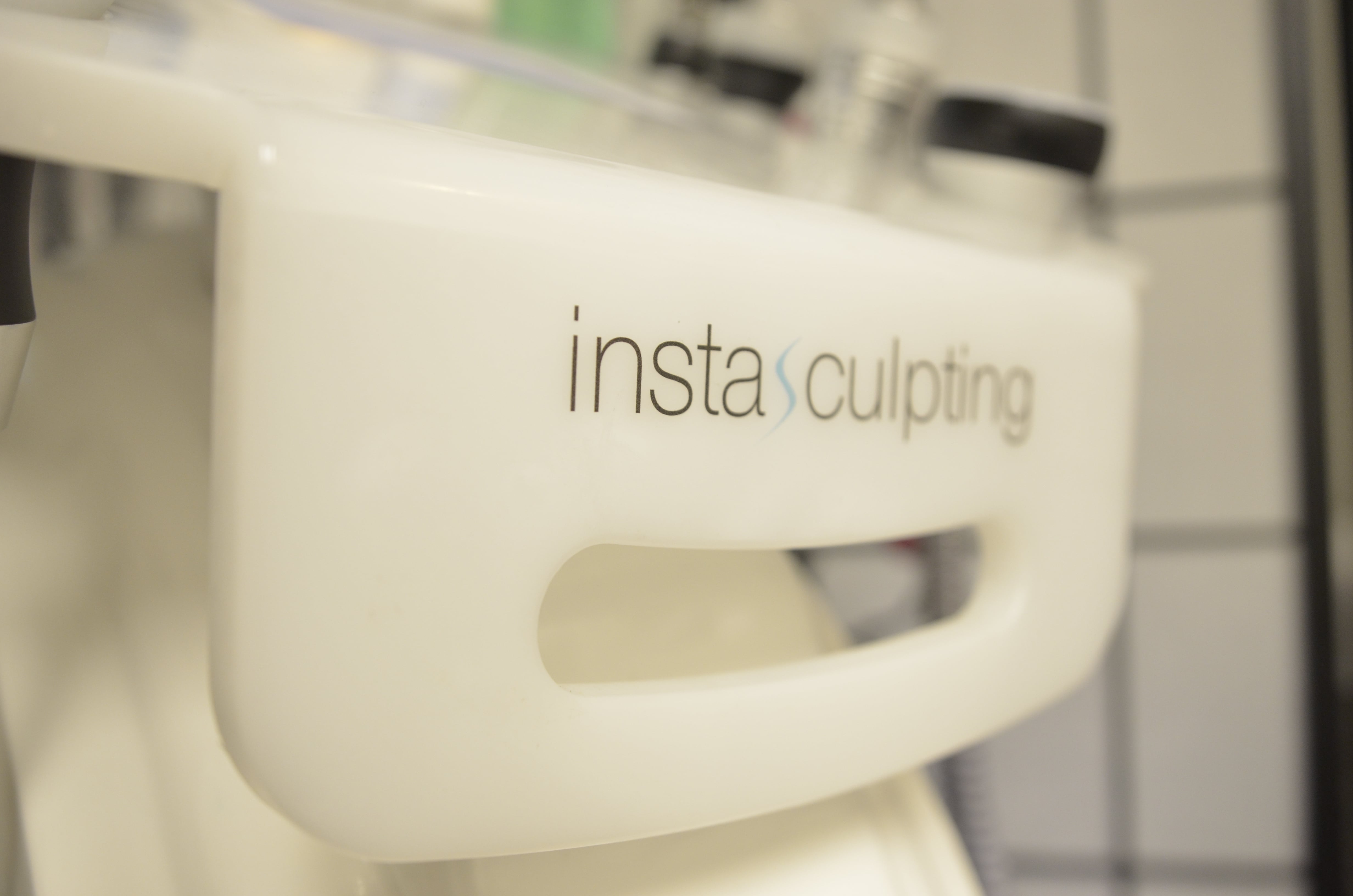 Insta sculpting machine.