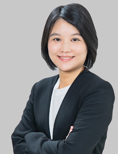 Julia Lin