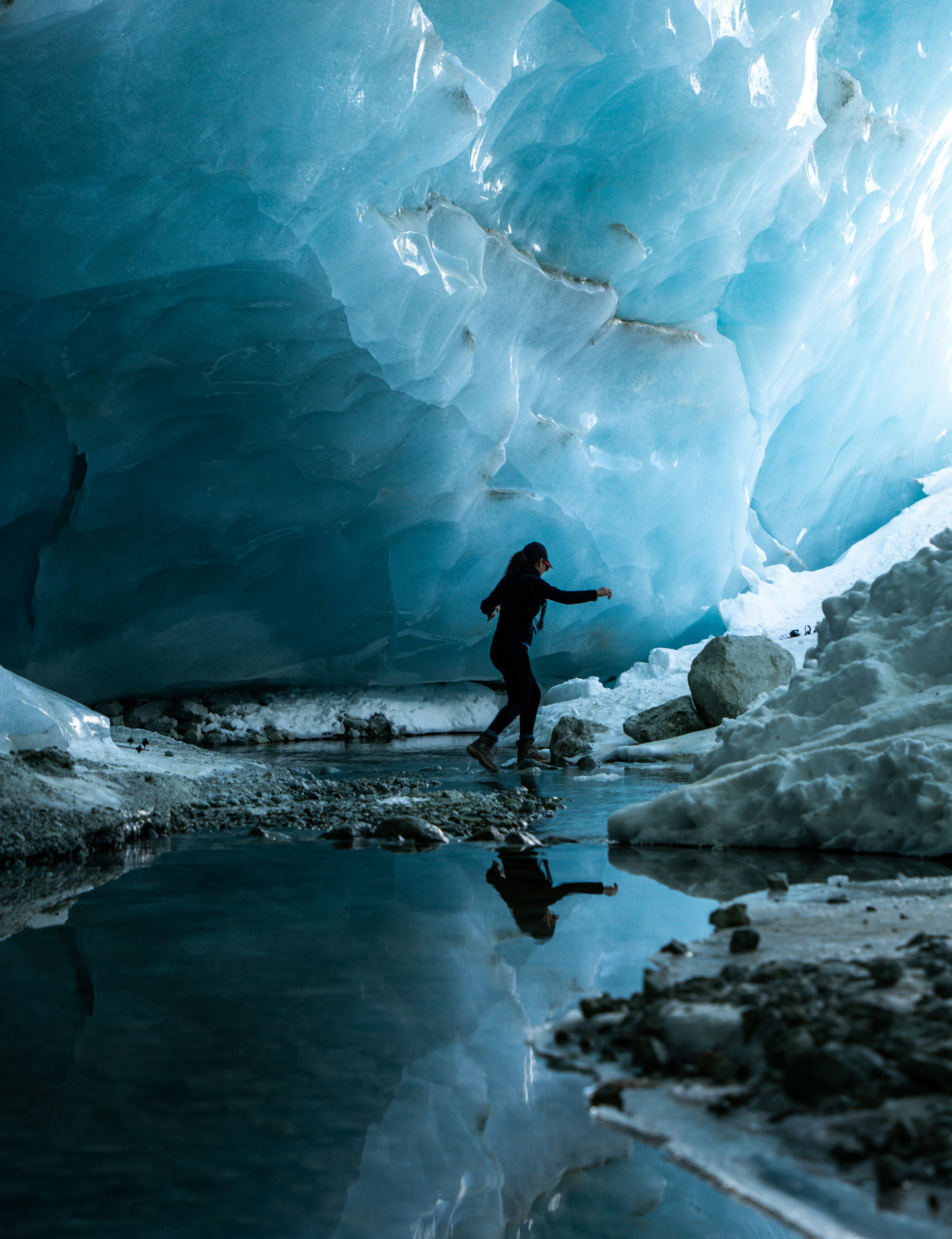 Ice cave explorer