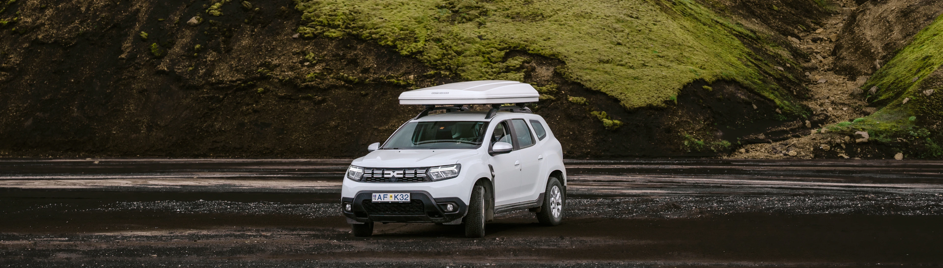 Mælifell Iceland with a Duster+Rooftent
