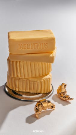 JACQUEMUS LE CHOUCHOU
