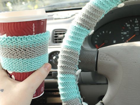 How to knit a steering wheel cover and cup sleeve