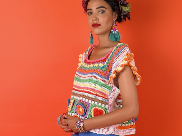 Kahlo crop top free crochet pattern by Katie Jones for paintbox yarns