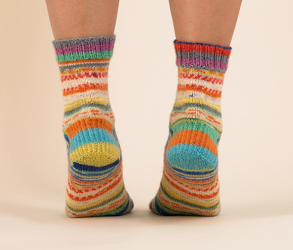 Are your socks self-i-sole-ating this National lost sock day? | LoveCrafts