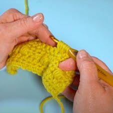 Crochet puff stitch step 4