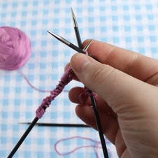 How to Use Double-Pointed Knitting Needles