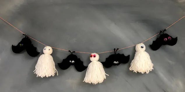 Ghosty pom pom garland
