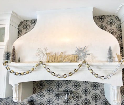 Paper chain by Blonde Butterfly Home