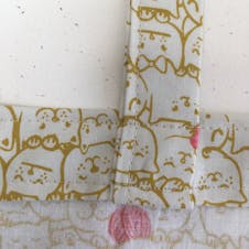Repeat sewing straps to each rectangle of tote.
