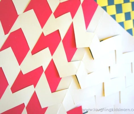 Paper weaving placemats