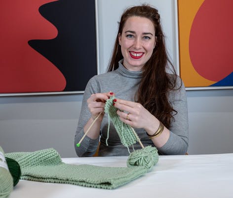 BeKnitting Pompom Maker for Yarn Kit with Scissors | 4 Sizes | for Crafts,  Knitting, Gift