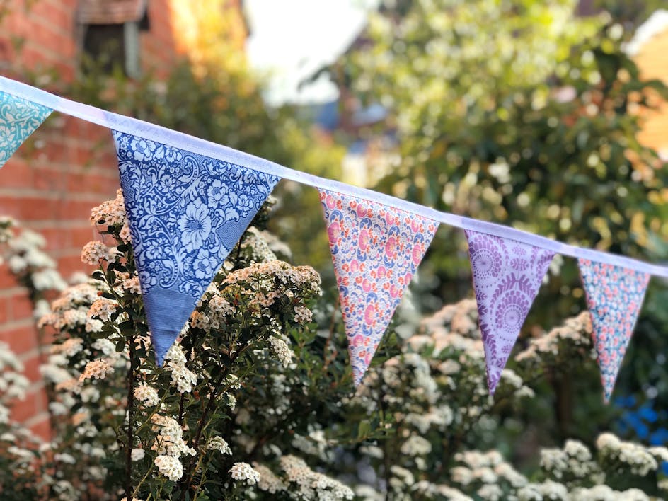 How to sew bunting
