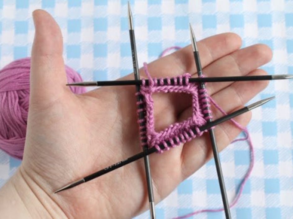 How to use double pointed needles