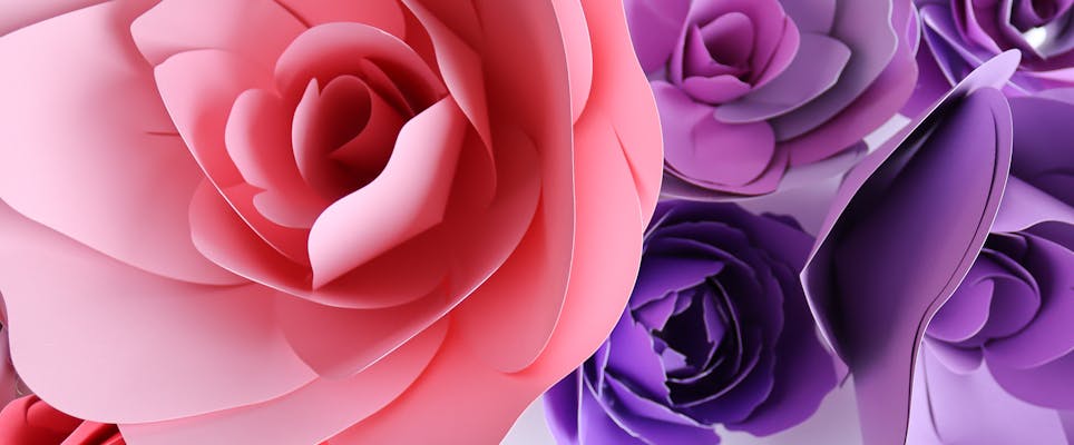 How to make large paper flowers with your Cricut machine