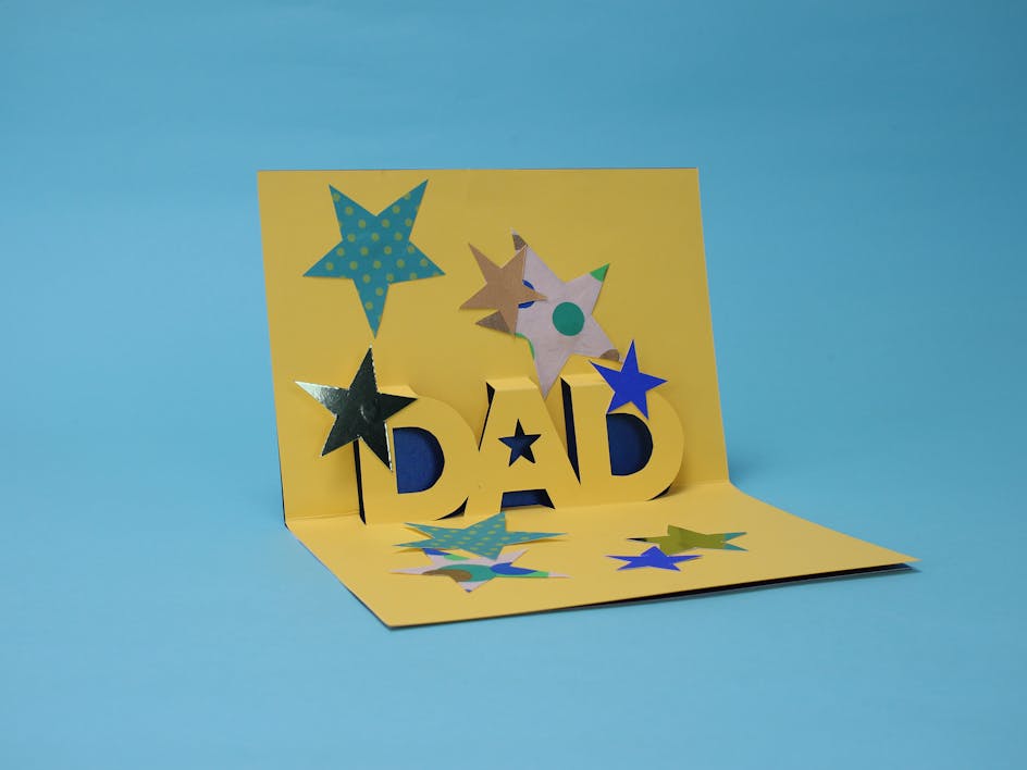 Make this POP UP Father's Day card!
