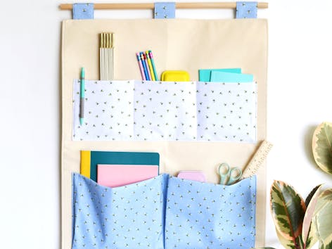 How to sew a simple wall organiser