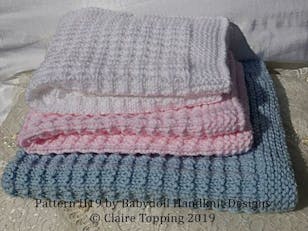 Simple waffle style blanket in two sizes and car seat blanket