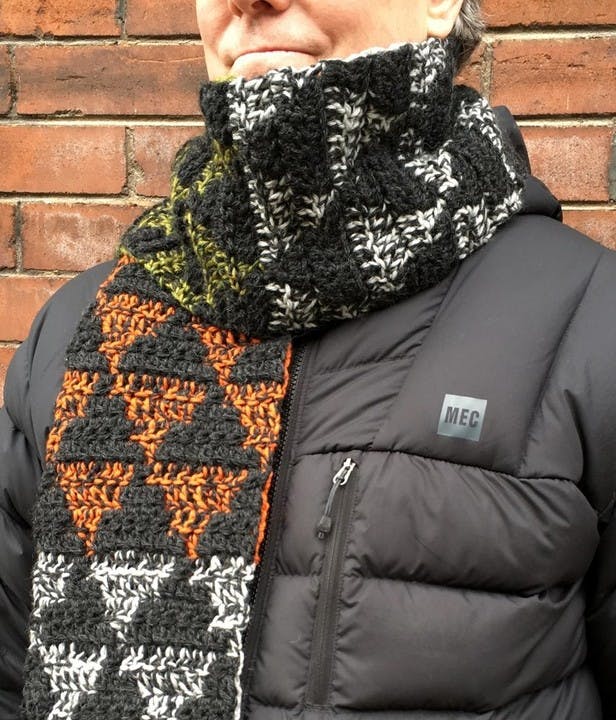 Crochet Scarf Pattern for Men: Manly-Man Scarf