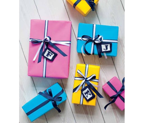Millamia Christmas gift tags