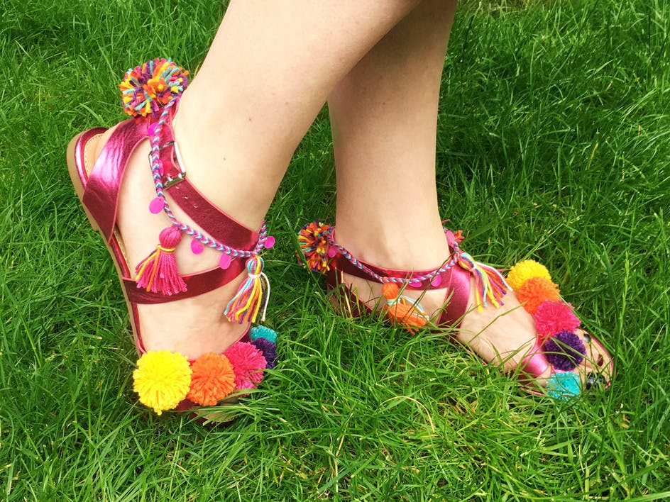How to decorate your sandals for summer